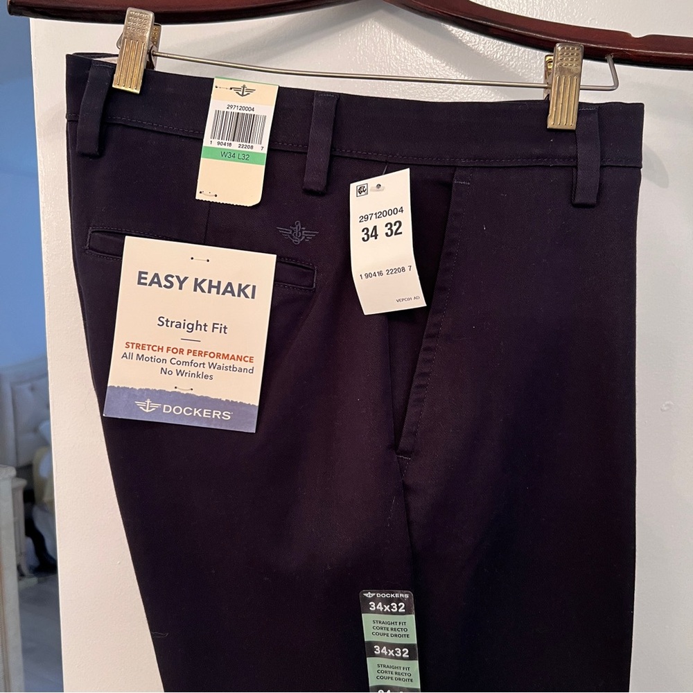 34” x 32” Men’s Dockers NWT & NWOT Navy & Tan Bundle